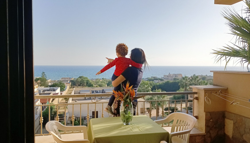bilocale veranda vista mare 3