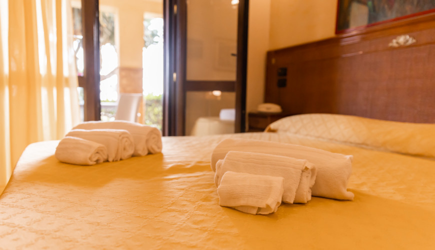 dettaglio camera hotel 4
