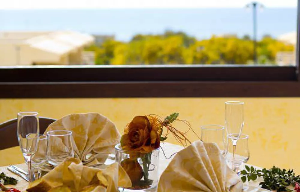 dettaglio sala ristorante giorno