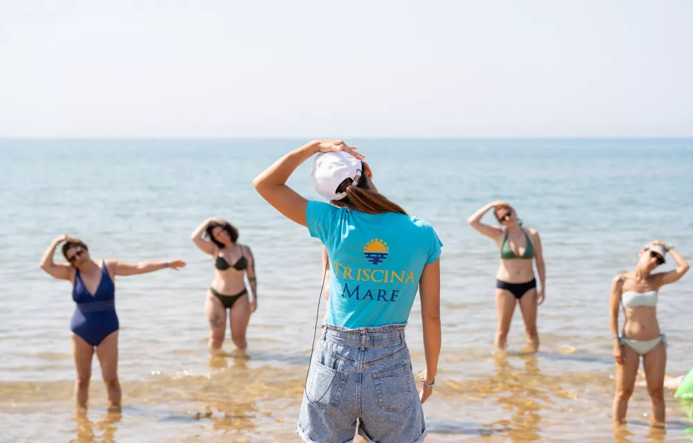 ginnastica acqua mare