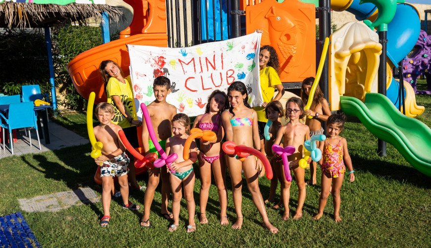 mini club 18